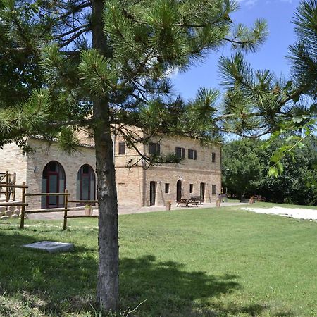 Agriturismo Forestale Luti Treia Kültér fotó