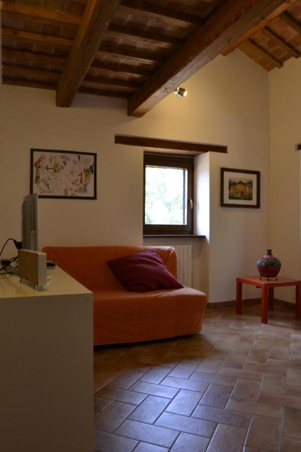 Agriturismo Forestale Luti Treia Szoba fotó