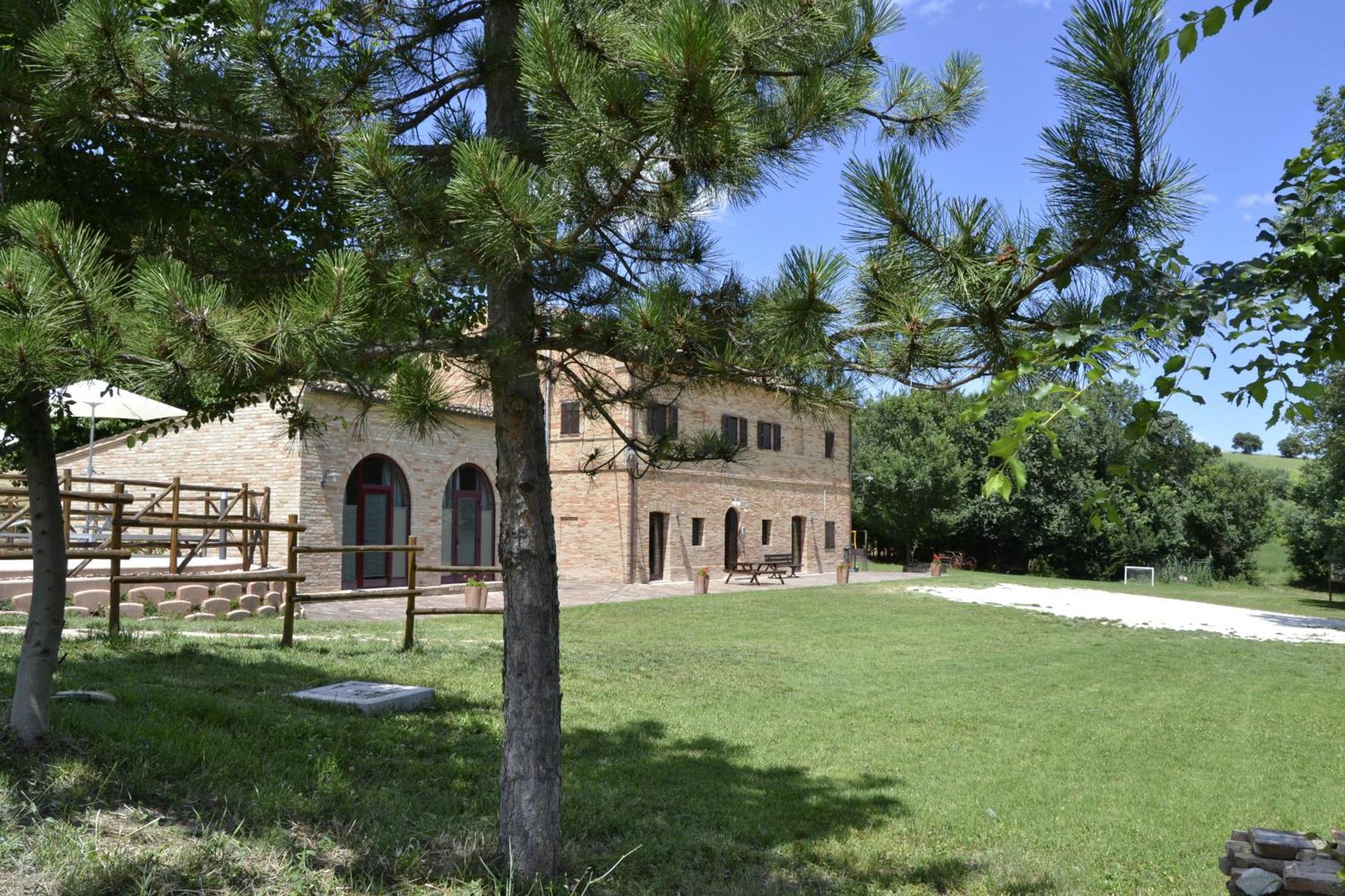 Agriturismo Forestale Luti Treia Kültér fotó