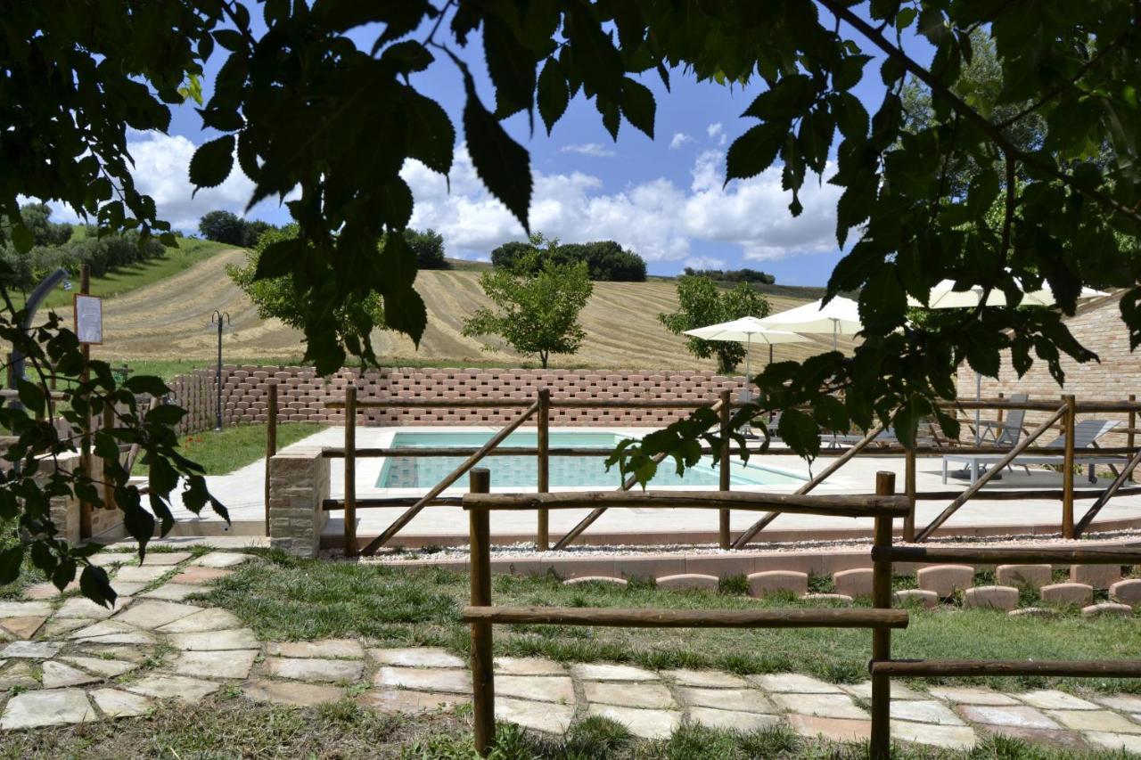 Agriturismo Forestale Luti Treia Kültér fotó