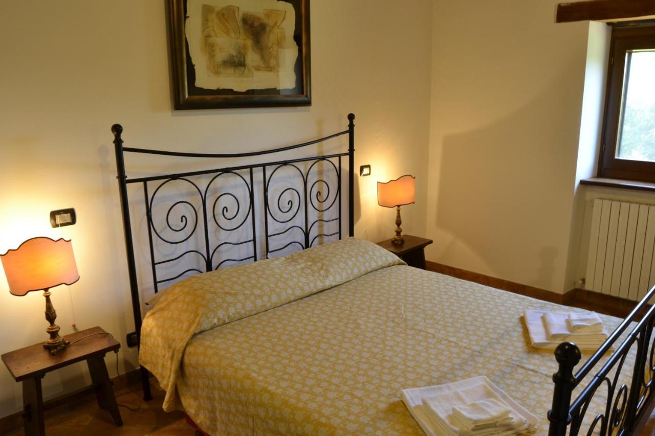 Agriturismo Forestale Luti Treia Szoba fotó